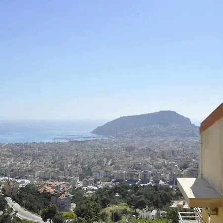 Hotell Deniz 3*